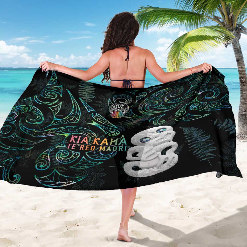 Kia Hara Te reo Maori Sarong Manaia Moko Mix Paua Shell