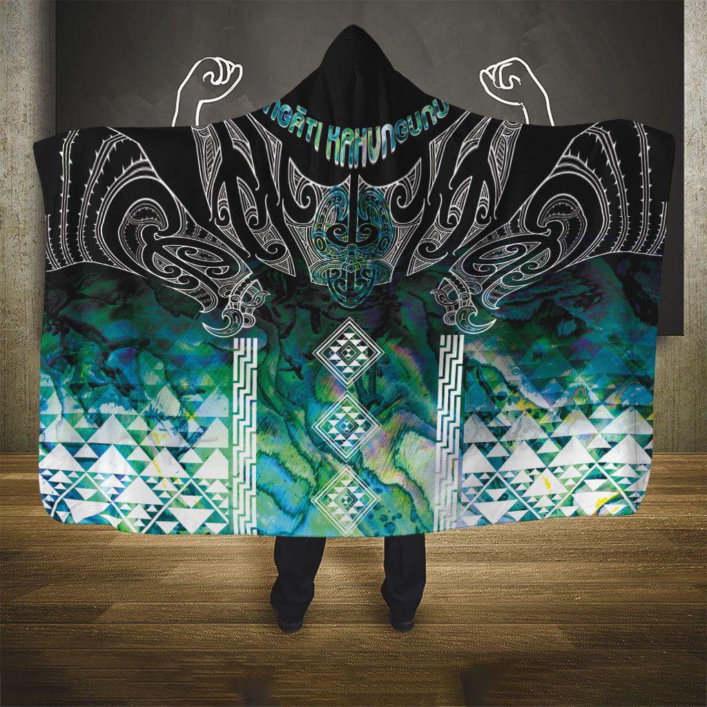 Aotearoa Maori Iwi Heritage Hooded Blanket Ngati Kahungunu Paua Shell Turquoise LT7 - Polynesian Pride