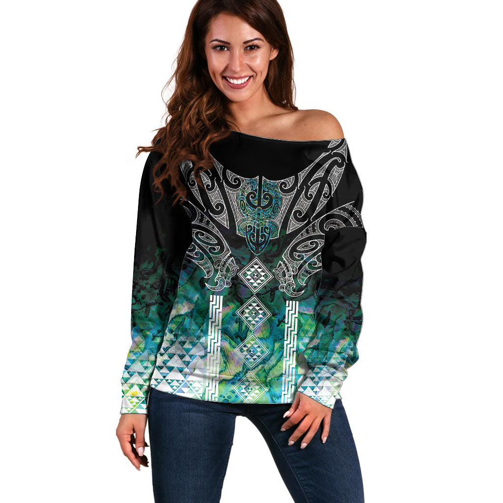 Aotearoa Maori Iwi Heritage Off Shoulder Sweater Ngati Kahungunu Paua Shell Turquoise LT7 Women Green Blue - Polynesian Pride