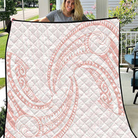 White Sunday Lotu Tamaiti Quilt Polynesian Wave Pastel Blush - Polynesian Pride