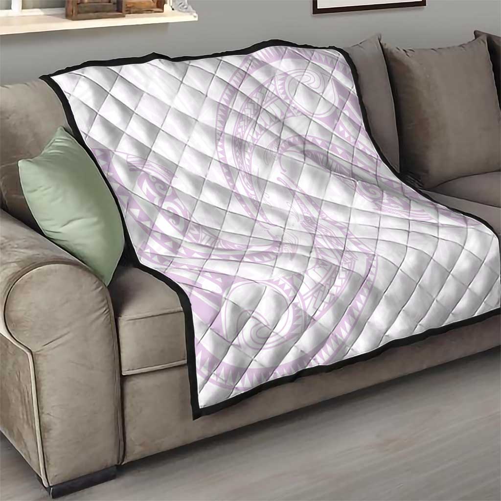 White Sunday Lotu Tamaiti Quilt Polynesian Wave Pastel Mauve - Polynesian Pride