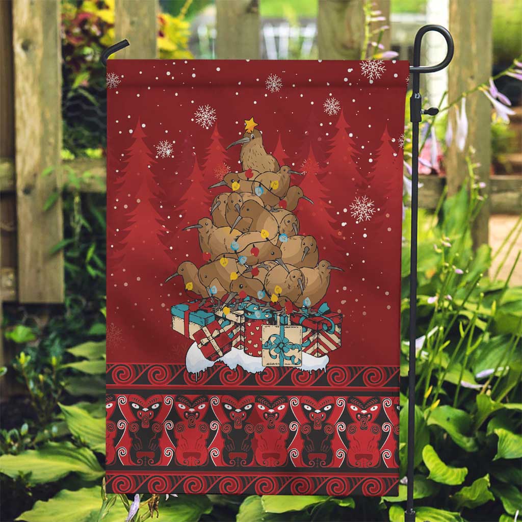 Funny Kiwi Bird Xmas Tree Garden Flag New Zealand Tribal Christmas Spirit - Polynesian Pride