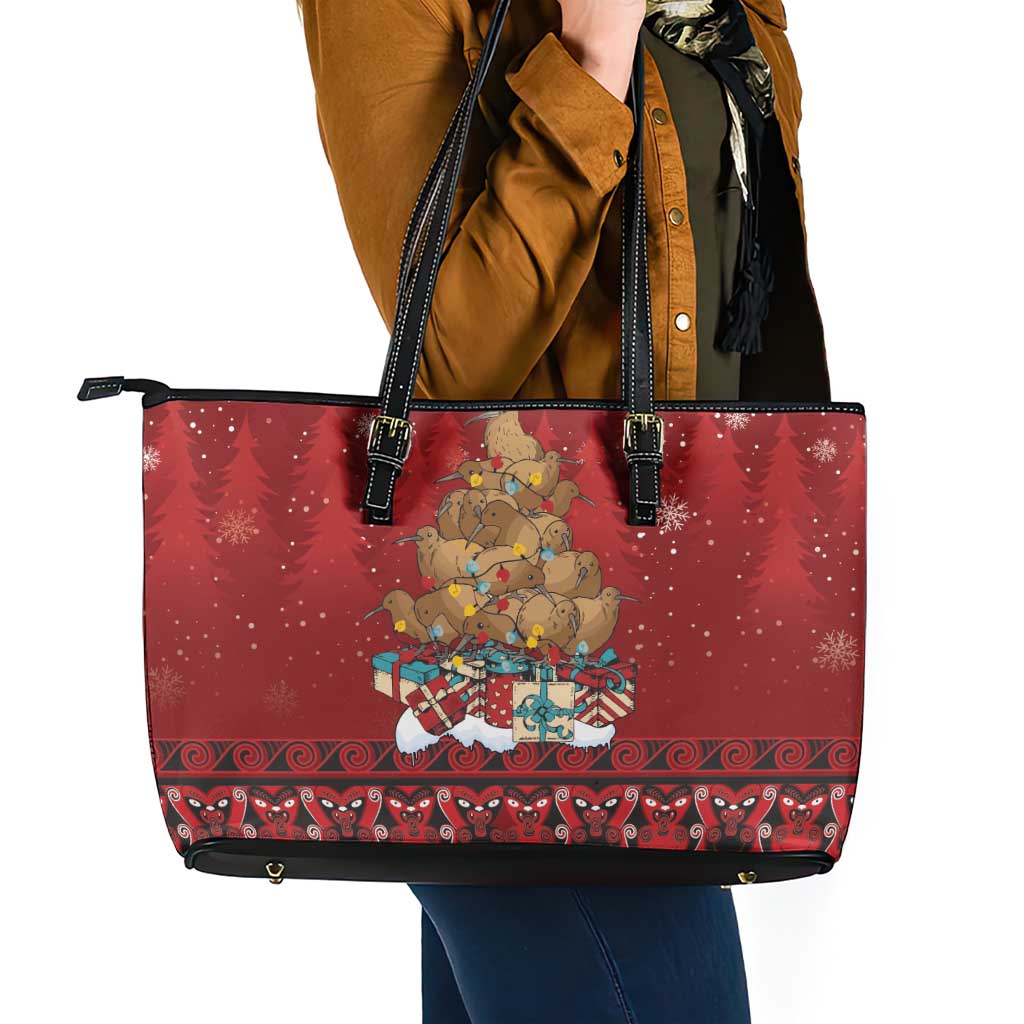 Funny Kiwi Bird Xmas Tree Leather Tote Bag New Zealand Tribal Christmas Spirit - Polynesian Pride