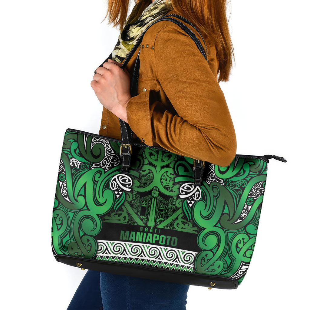 Aotearoa Iwi Ngati Maniapoto Leather Tote Bag Maori Wharenui House Tribal Pattern LT9 Dark green - Polynesian Pride