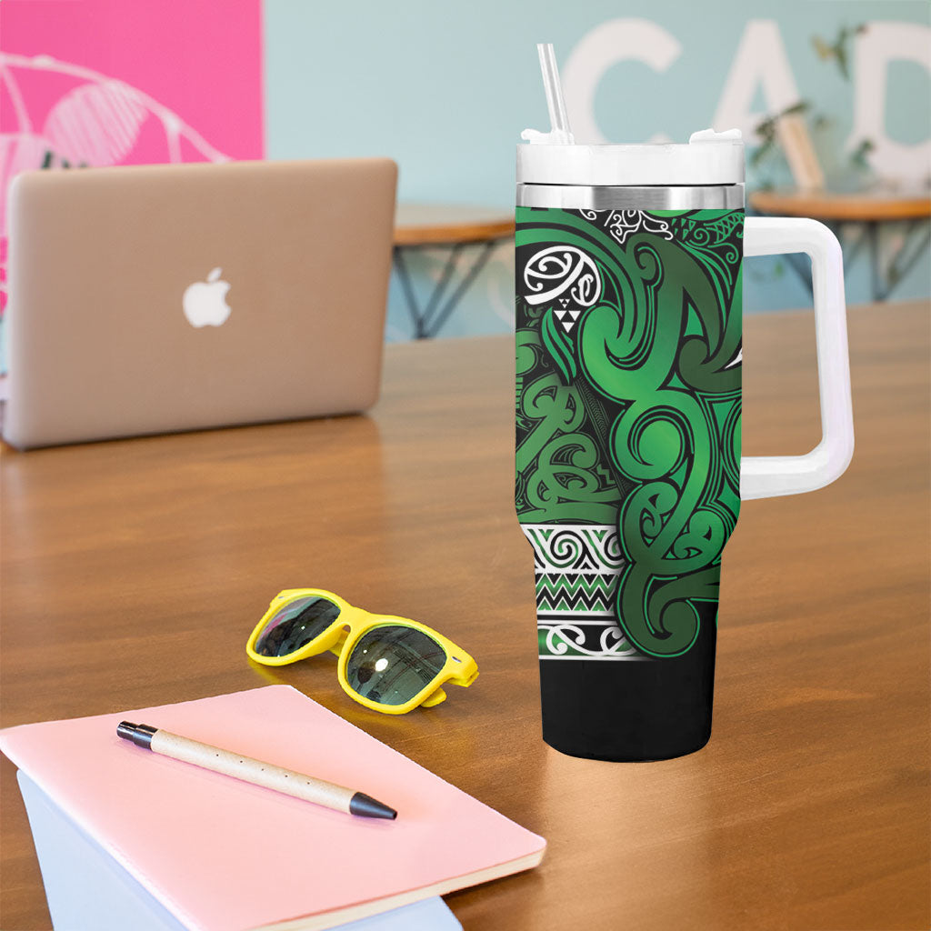 Aotearoa Iwi Ngati Maniapoto Tumbler With Handle Maori Wharenui House Tribal Pattern LT9 - Polynesian Pride