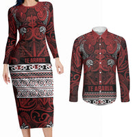 Aotearoa Iwi Te Arawa Couples Matching Long Sleeve Bodycon Dress and Long Sleeve Button Shirt Maori Wharenui House Tribal Pattern LT9 Dark Red - Polynesian Pride