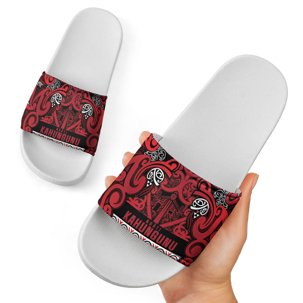 Aotearoa Iwi Ngati Kahungunu Slide Sandals Maori Wharenui House Tribal Pattern LT9 - Polynesian Pride