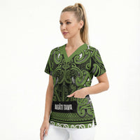 Aotearoa Iwi Ngāti Tama ki Taranaki Trust Scrub Top Maori Wharenui House Tribal Pattern LT9 - Polynesian Pride