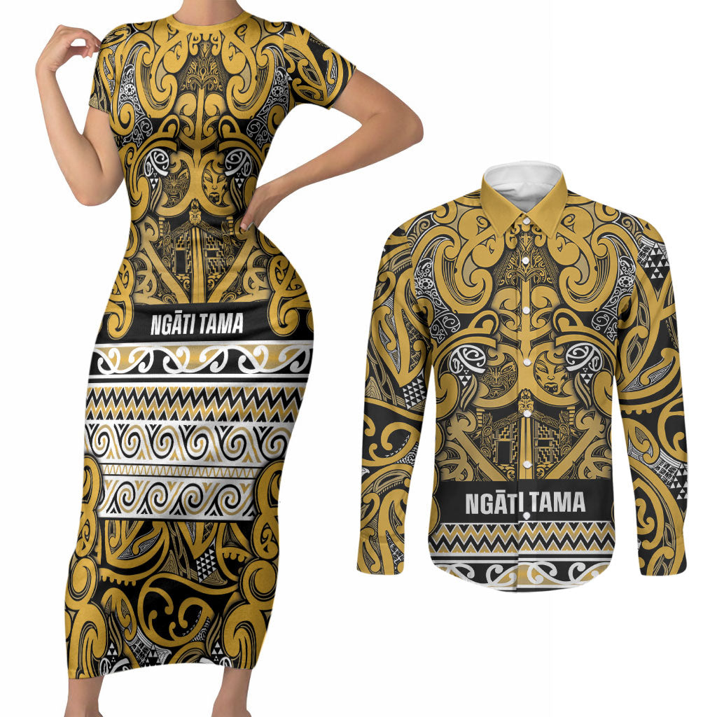 Aotearoa Iwi Ngāti Tama ki Te Waipounamu Trust Couples Matching Short Sleeve Bodycon Dress and Long Sleeve Button Shirt Maori Wharenui House Tribal Pattern LT9 Gold - Polynesian Pride
