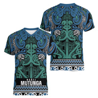 Aotearoa Iwi Ngati Mutunga Women V-Neck T-Shirt Maori Wharenui House Tribal Pattern LT9 - Polynesian Pride