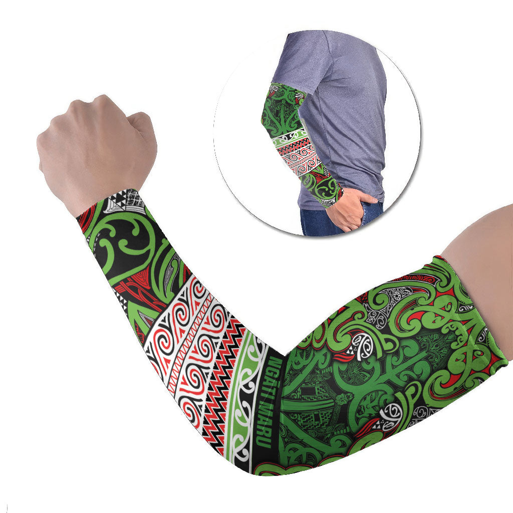 Aotearoa Iwi Ngati Maru Hauraki Arm Sleeves Maori Wharenui House Tribal Pattern LT9 Set of 2 Green Red - Polynesian Pride