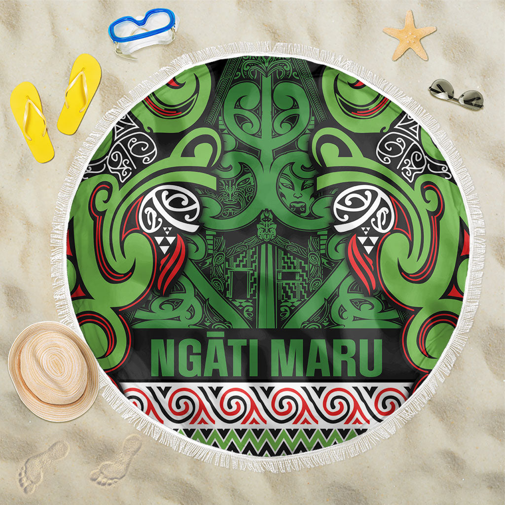 Aotearoa Iwi Ngati Maru Hauraki Beach Blanket Maori Wharenui House Tribal Pattern LT9 One Size 150cm Green Red - Polynesian Pride