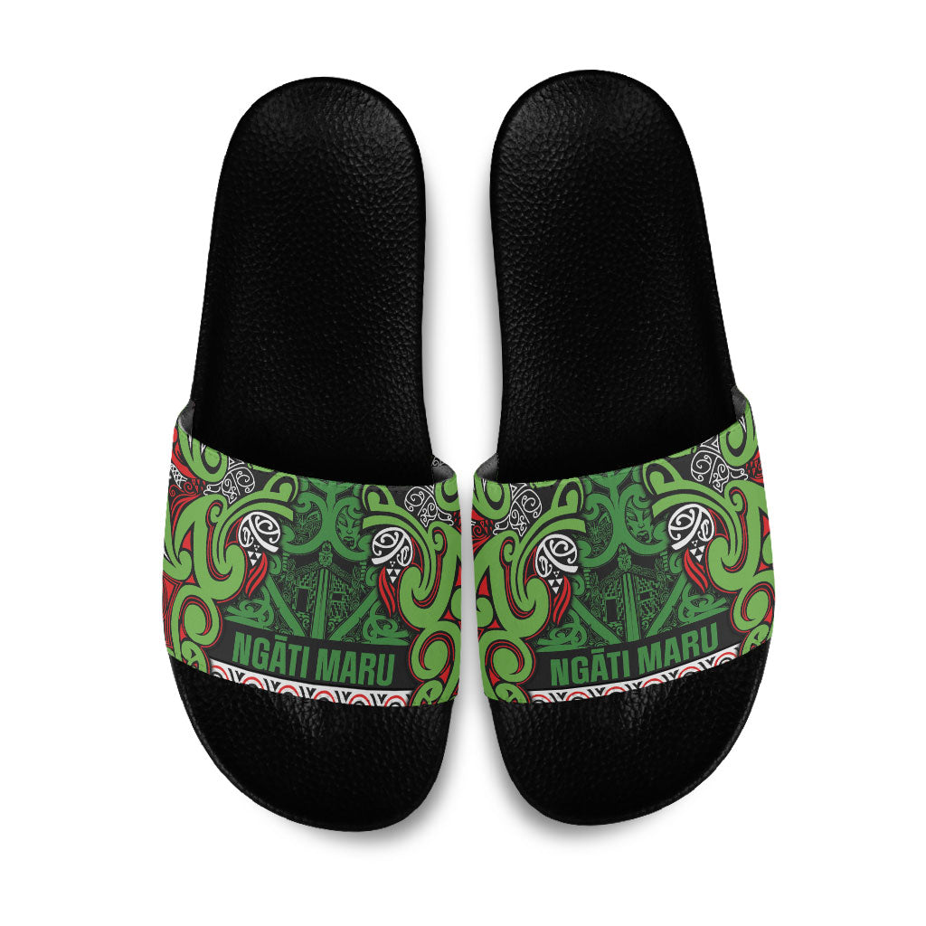 Aotearoa Iwi Ngati Maru Hauraki Slide Sandals Maori Wharenui House Tribal Pattern LT9 Green Red - Polynesian Pride