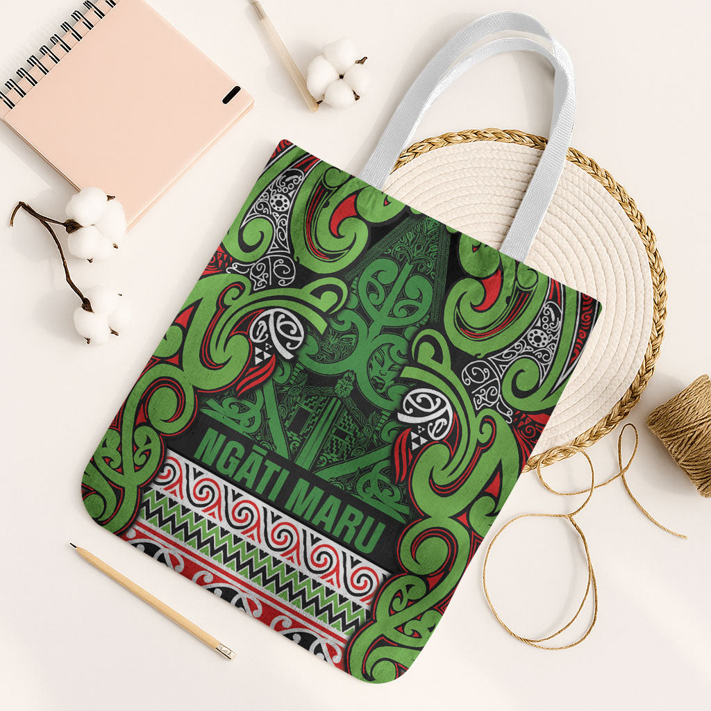 Aotearoa Iwi Ngati Maru Hauraki Tote Bag Maori Wharenui House Tribal Pattern LT9 White Strap One Size Green Red - Polynesian Pride
