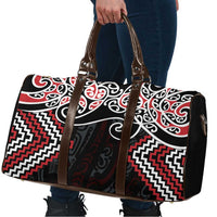 Red Aotearoa Tukutuku Manawa Tapu Travel Bag Ta Moko Toi Maori - Polynesian Pride
