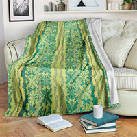 Hawaii Lei with Tribal Quilt Motif Blanket