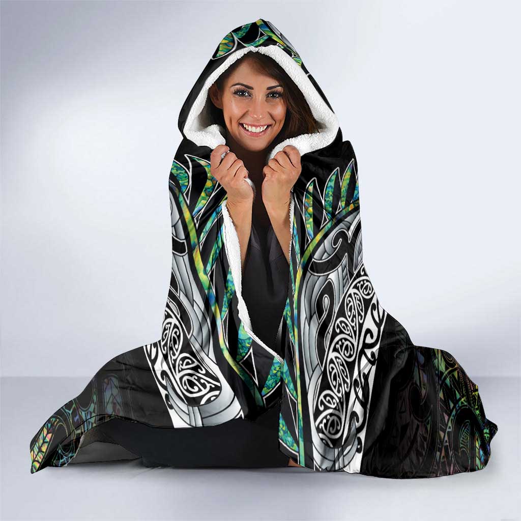 Personalised Maori Manaia Hooded Blanket New Zealand Tribal Hei Matau Papua Shell LT9 - Polynesian Pride