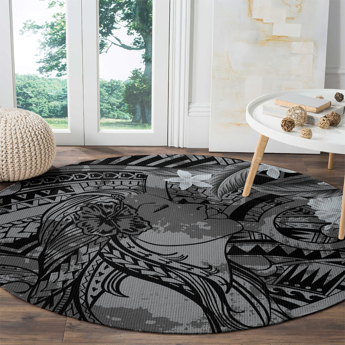 Pacific Beauty Girl Round Carpet Black Polyneisan Tribal Vintage Motif