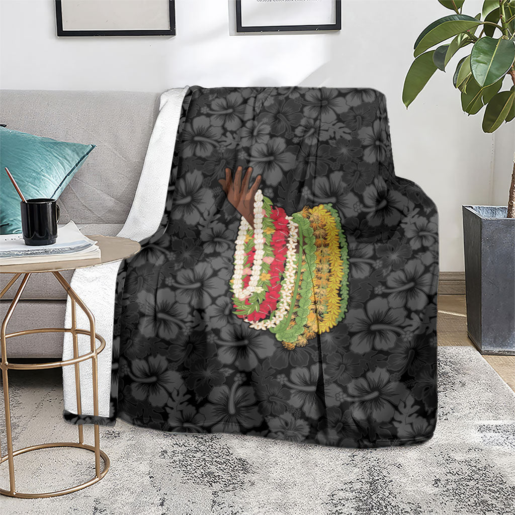 Hawaii Lei Kamehameha Blanket Ele'ele Seamless Pattern Hibiscus Flower