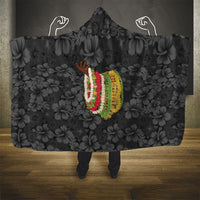 Hawaii Lei Kamehameha Hooded Blanket Ele'ele Seamless Pattern Hibiscus Flower