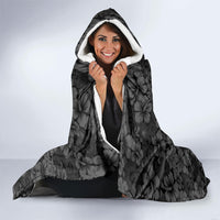 Hawaii Lei Kamehameha Hooded Blanket Ele'ele Seamless Pattern Hibiscus Flower