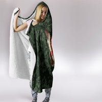 Hawaii Lei Kamehameha Hooded Blanket Oma'oma'o Seamless Pattern Hibiscus Flower