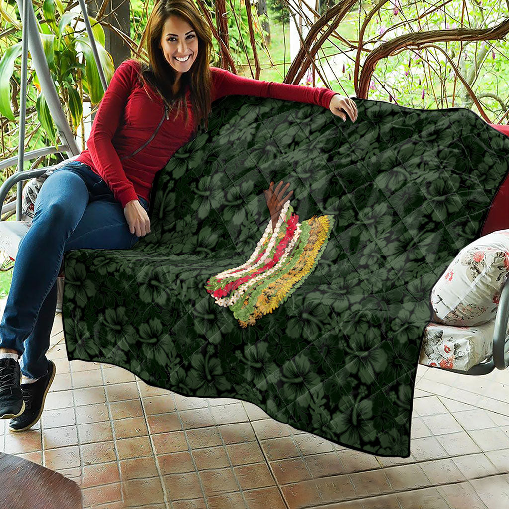 Hawaii Lei Kamehameha Quilt Oma'oma'o Seamless Pattern Hibiscus Flower