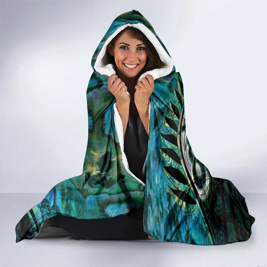 New Zealand Darts Personalised Hooded Blanket Aotearoa Silver Fern Green Papua Shell Spirit