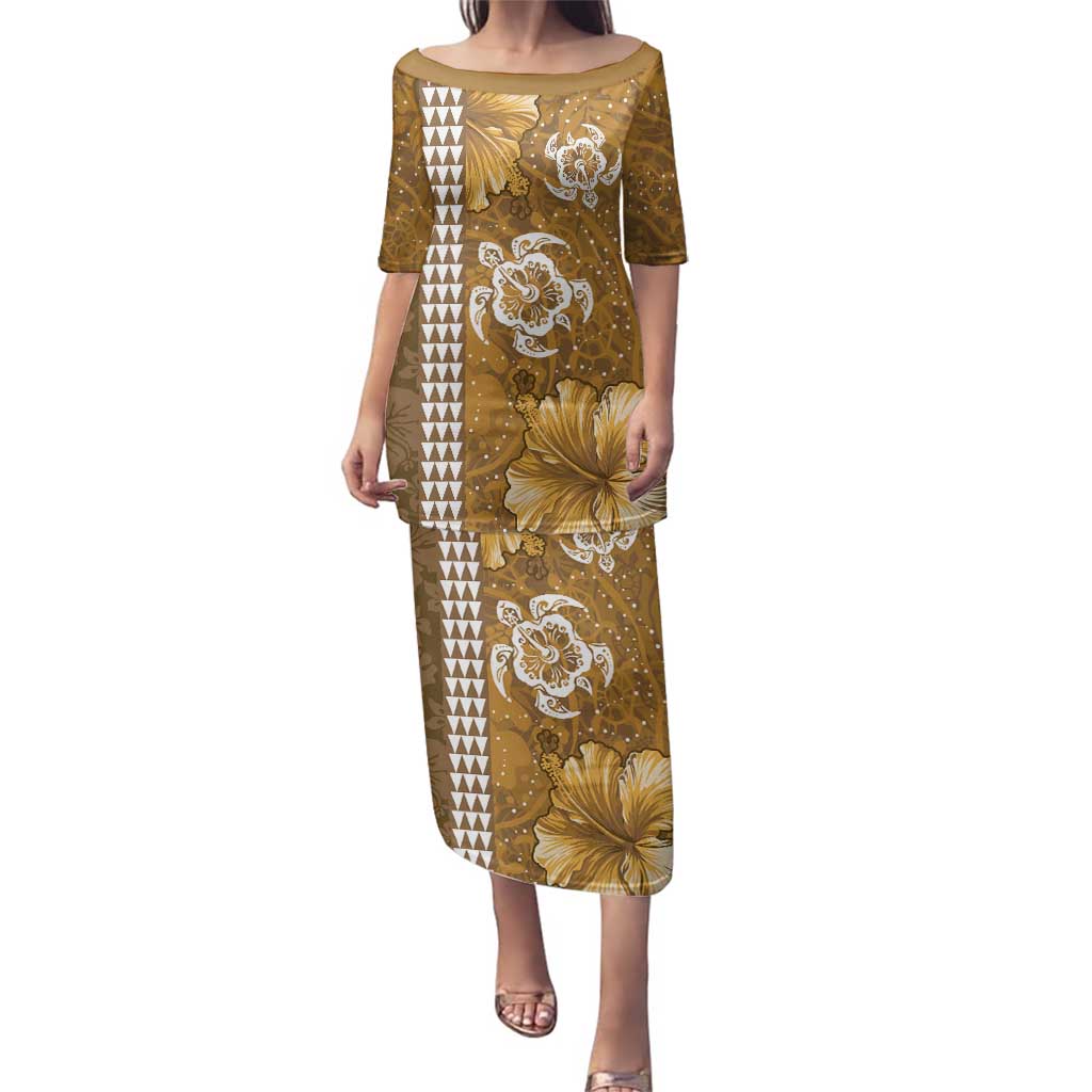 Gold Hibiscus Turle Family Matching Puletasi and Hawaiian Shirt Hawaiian Style Tribal Tapa Pattern