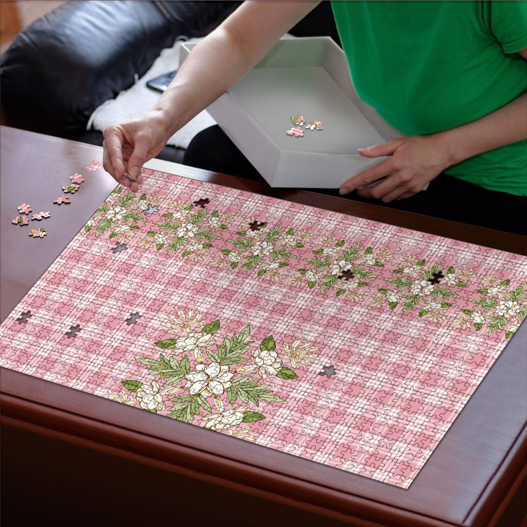 Akala Hamele Hawai'i Palaka Squares Maile Leaf Puzzle Flowers Hawaiian Quilt Patterns