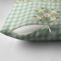 Liko Kukui Hawai'i Palaka Squares Maile Leaf Pillow Cover Flowers Hawaiian Quilt Patterns