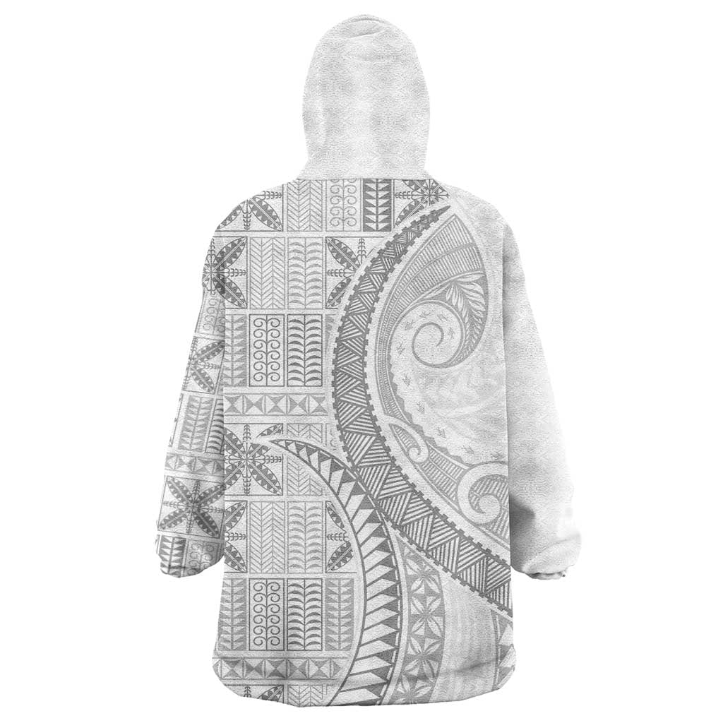 Niue White Sunday Wearable Blanket Hoodie Niuean Lotu Tamaiti Hiapo Pattern - Polynesian Pride