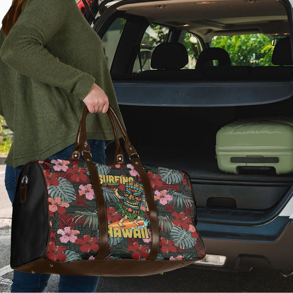 Hawaii Tiki Surfing Travel Bag Mele Kalikimaka i Iulai!
