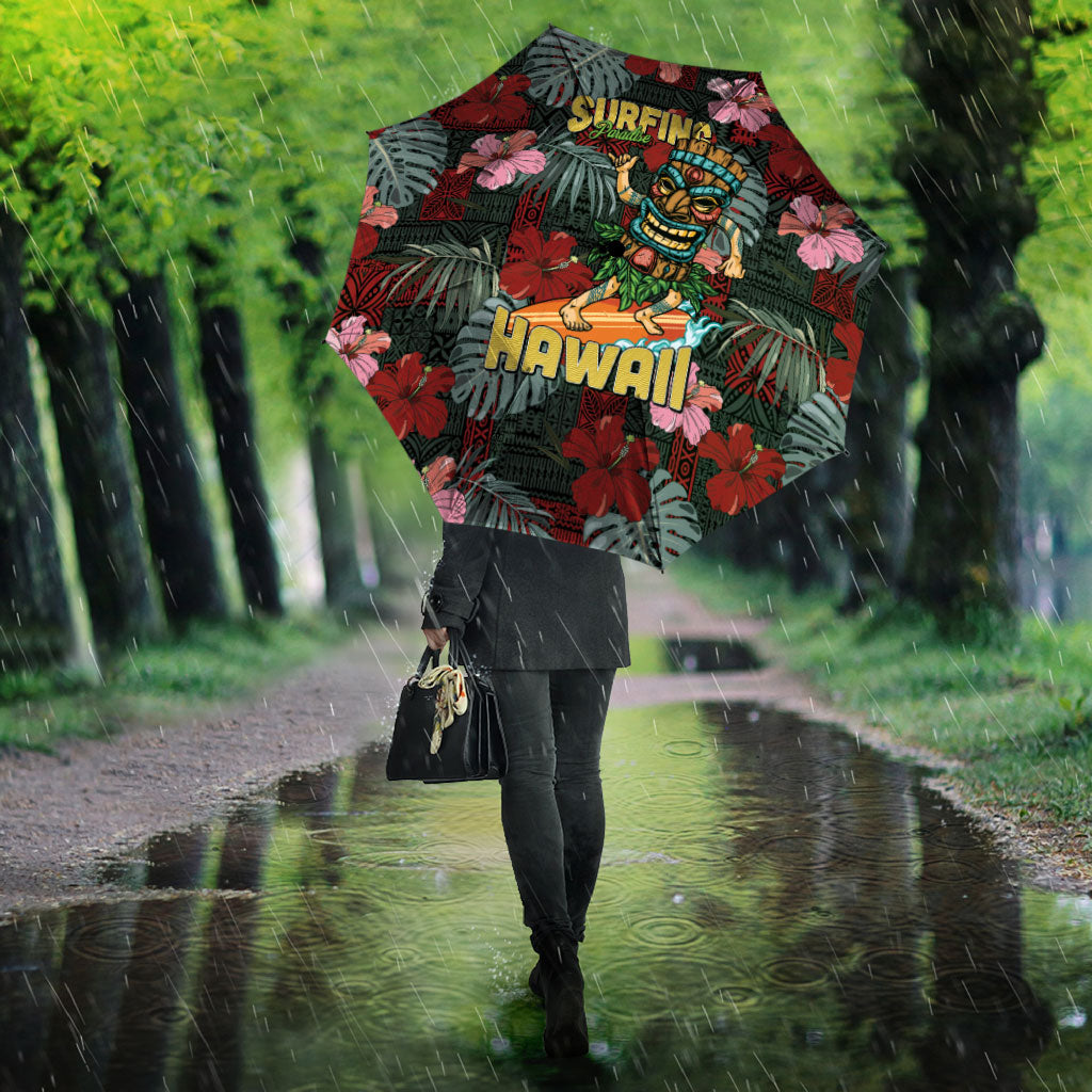 Hawaii Tiki Surfing Umbrella Mele Kalikimaka i Iulai!