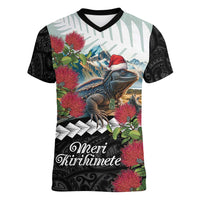 Meri Kirihimete Tuatara Women V-Neck T-Shirt New Zealand Fern with Puhutukawa Flowers LT9 Female Green - Polynesian Pride