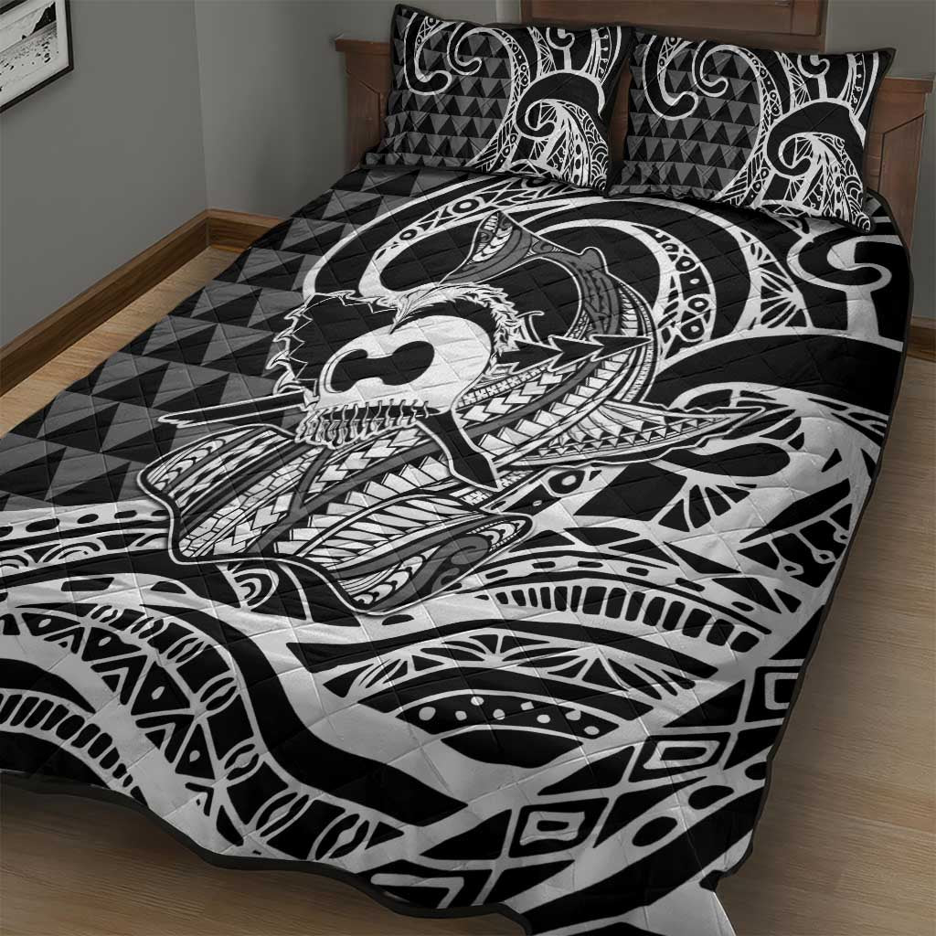 Koa Ikaika Warrior Helmet with Shark Quilt Bed Set Black Kakau Style