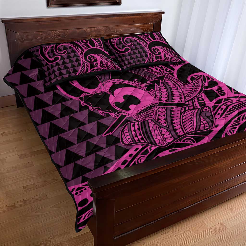 Koa Ikaika Warrior Helmet with Shark Quilt Bed Set Pink Kakau Style