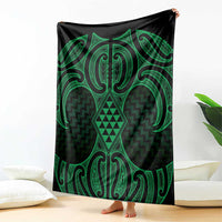 Kakariki Maori Ta Moko Poutama Art Blanket