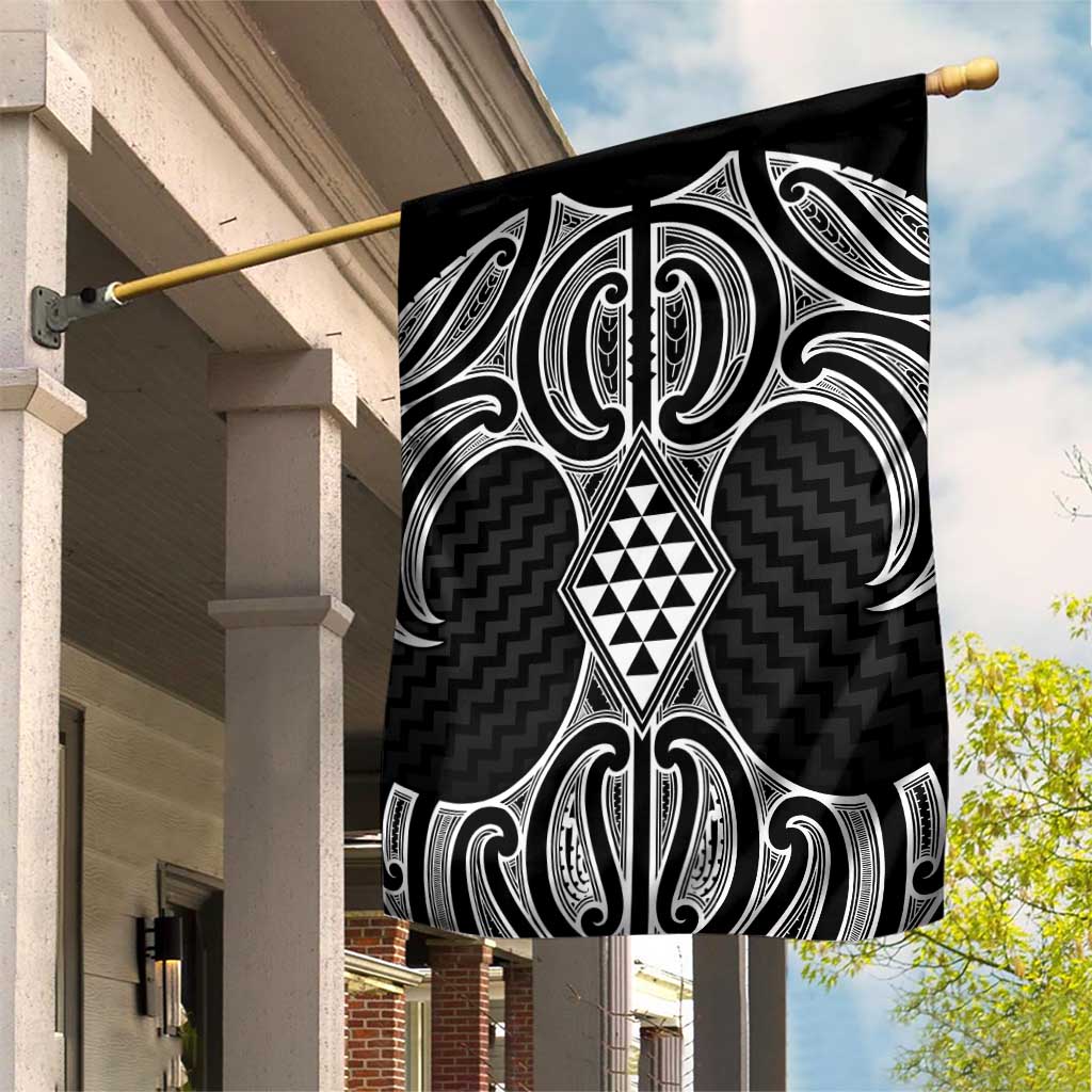 Ma Maori Ta Moko Poutama Art Garden Flag
