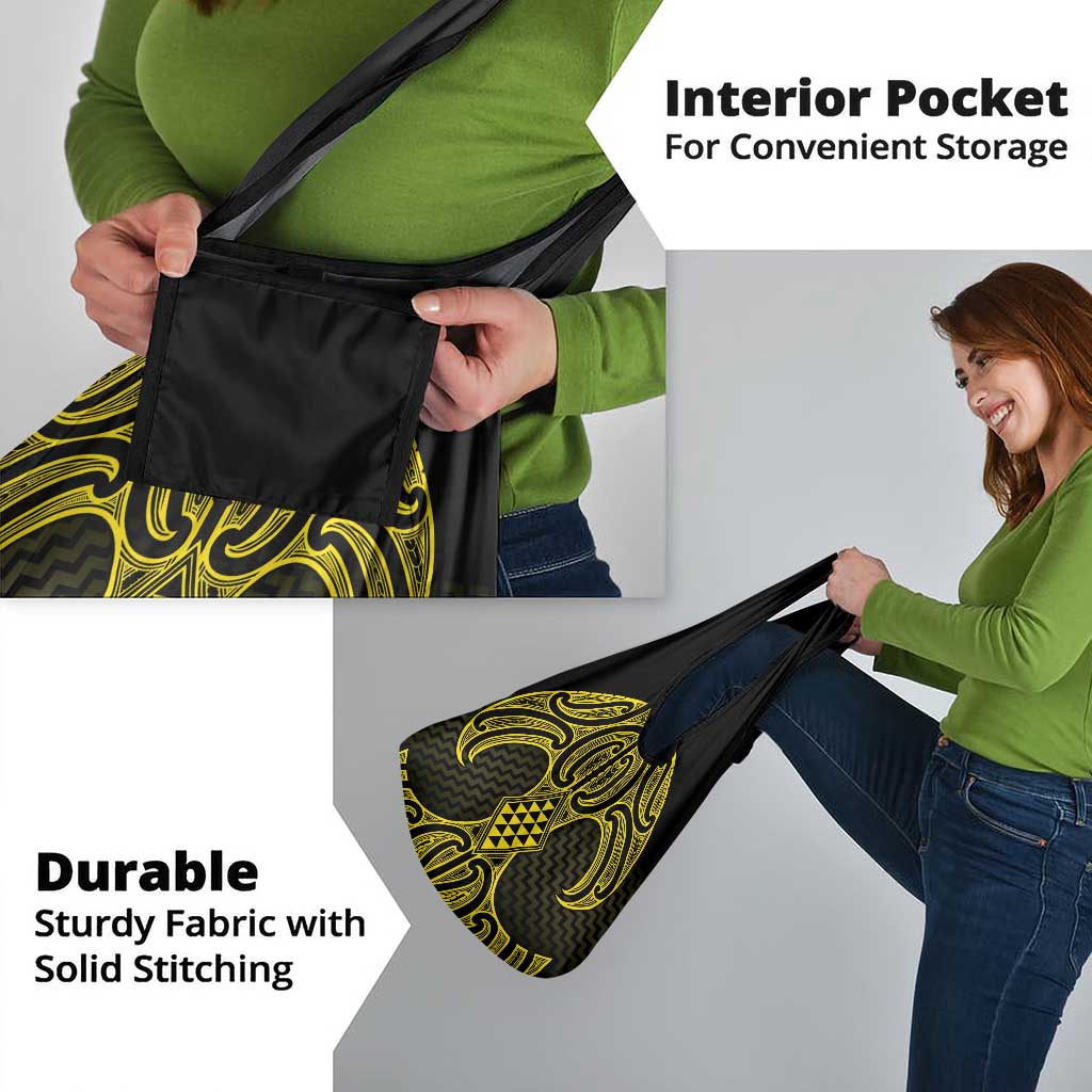 Mahi-dawg Maori Ta Moko Poutama Art Grocery Bag