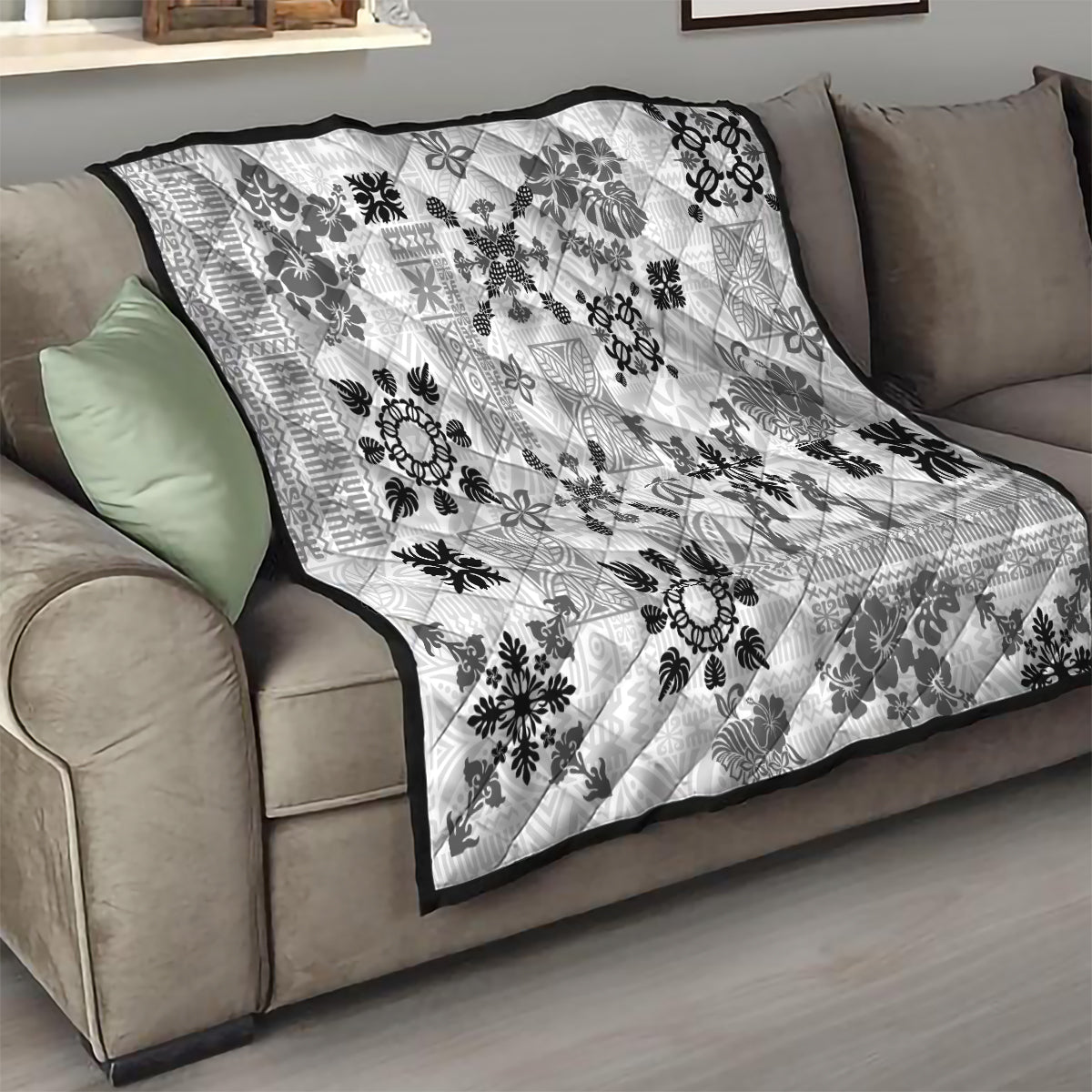 Hawaii Tapa Tribal Quilt With Hawaiian Quilt Pattern Black LT9 - Polynesian Pride