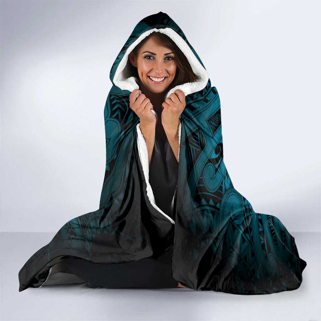 Aotearoa Maori Hei Tiki Hooded Blanket Kikorangi Kowhaiwhai Puhoro Motif LT9 - Polynesian Pride