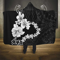American Samoa Lotu Tamaiti Hooded Blanket White Sunday Plumeria Black Vibe LT9 - Polynesian Pride