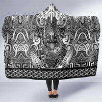 New Zealand Taiaha Maori Hooded Blanket Kiwikiwi Minimalist Silver Fern Tukutuku Motif