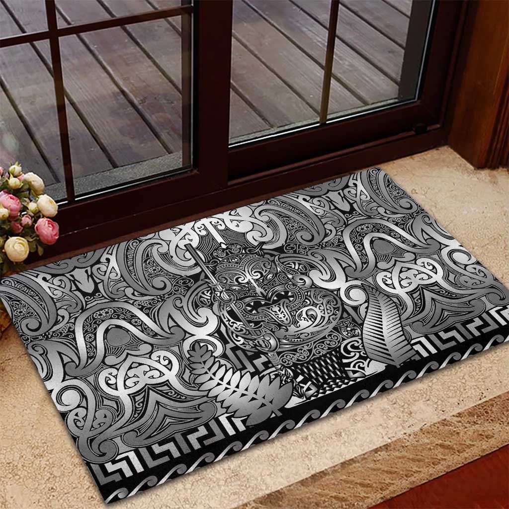 New Zealand Taiaha Maori Rubber Doormat Kiwikiwi Minimalist Silver Fern Tukutuku Motif LT9 - Polynesian Pride