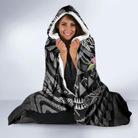 Guahan Puti Tai Nobiu Hooded Blanket Guam Bougainvillea Flower Art LT9 - Polynesian Pride