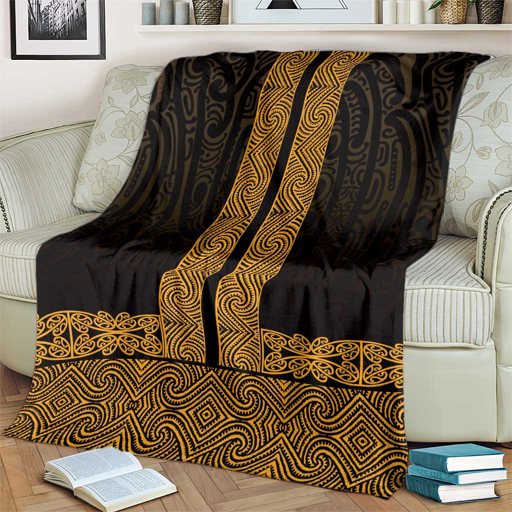 New Zealand Maori Kowhaiwhai Blanket Karaka Maui and Mangopare