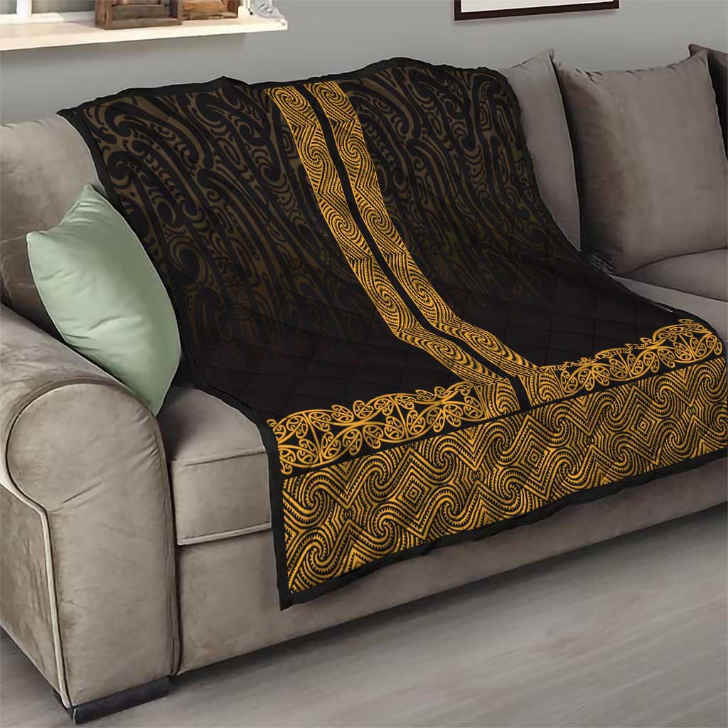 New Zealand Maori Kowhaiwhai Quilt Karaka Maui and Mangopare