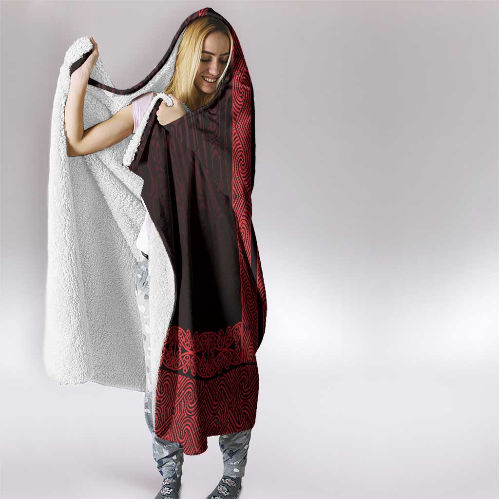 New Zealand Maori Kowhaiwhai Hooded Blanket Whero Maui and Mangopare LT9 - Polynesian Pride