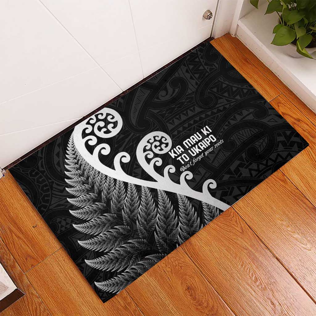 Kia Mau Ki To Ukaipo Rubber Doormat Te Reo Maori Koru Fern Art